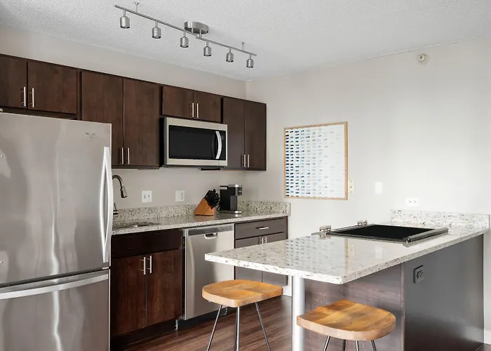 Kasa Magnificent Mile 4*